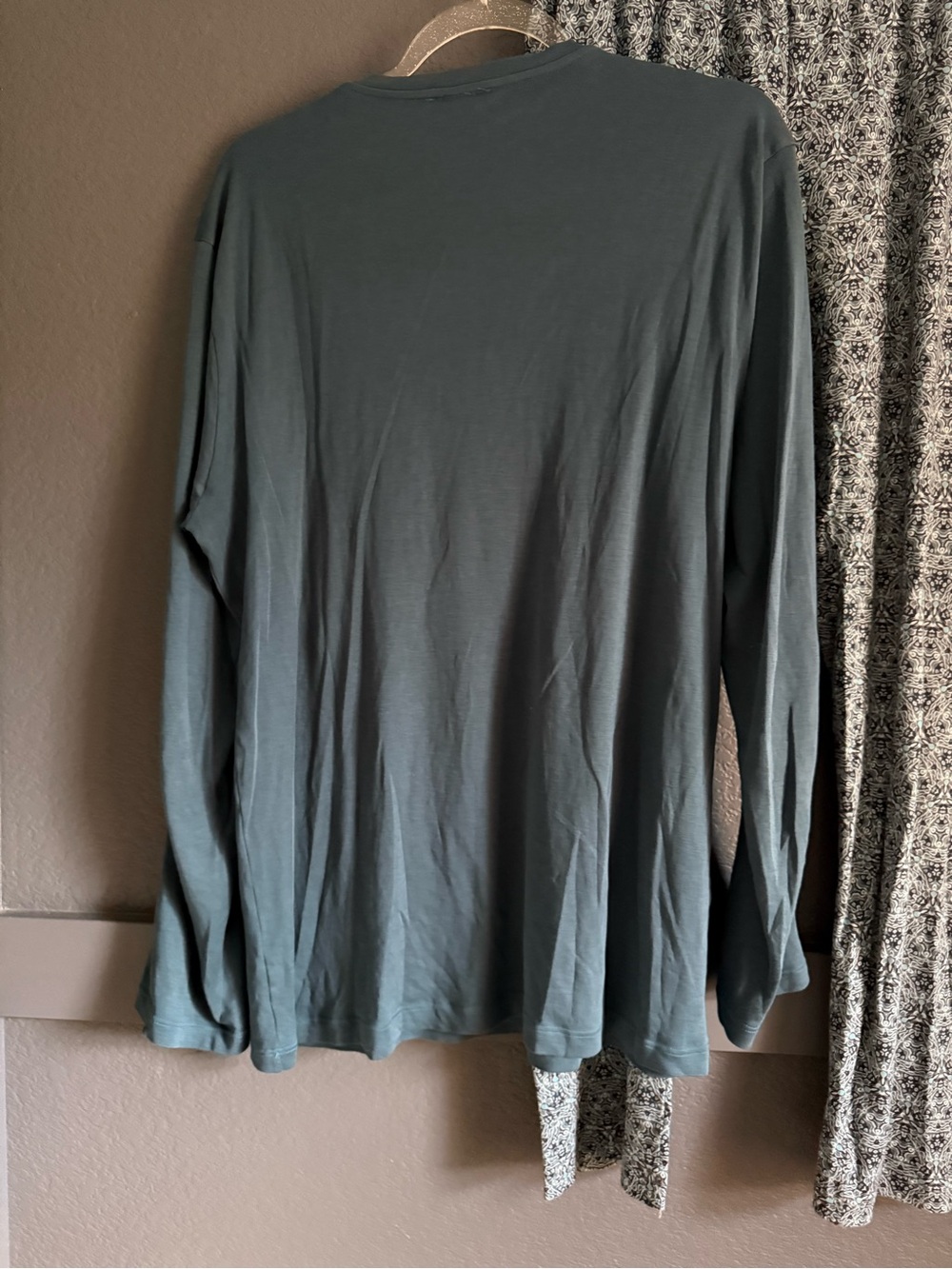 HANRO • Pajama lounge set - Large / long sleeve and pants - Picture 4 of 8